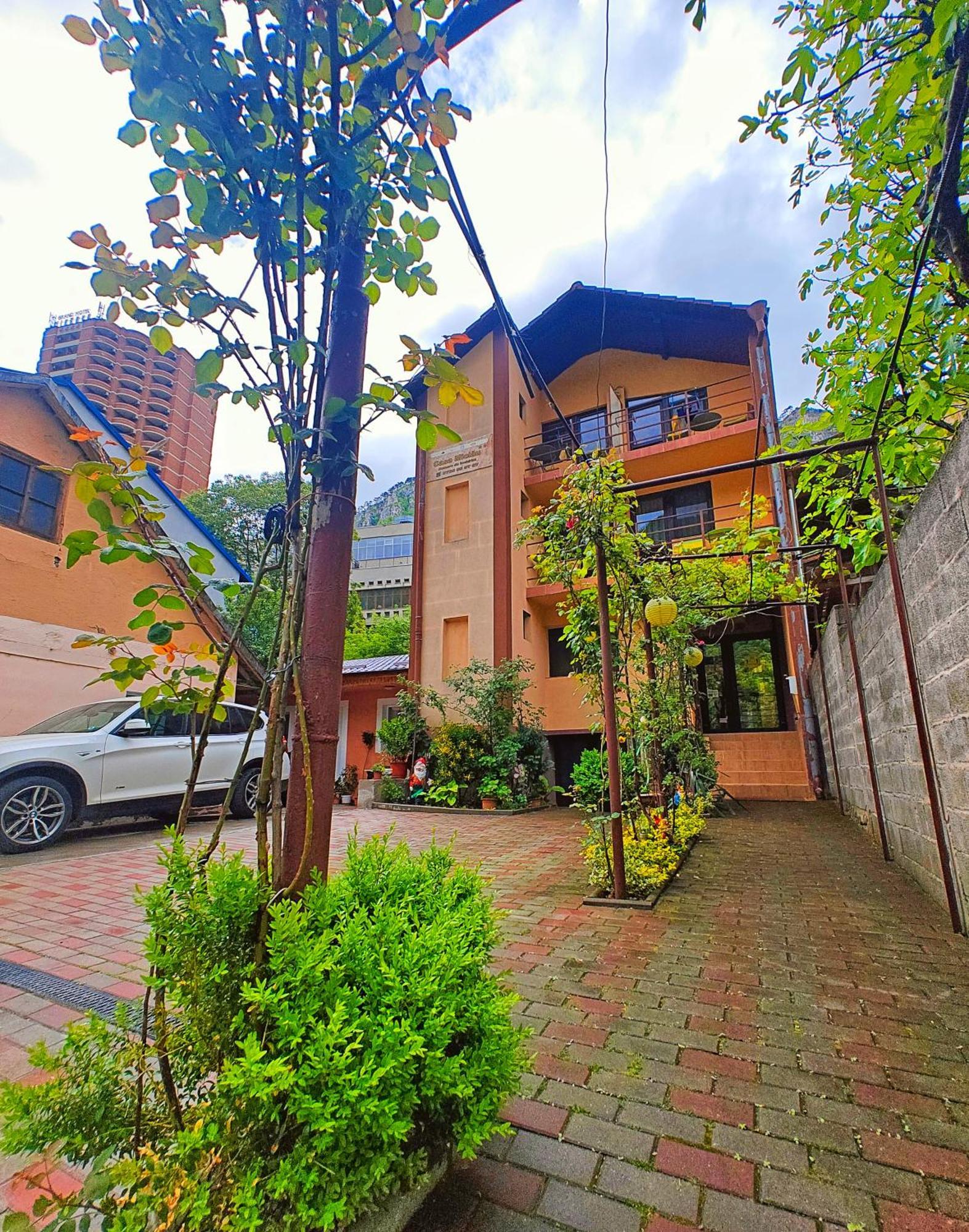 Casa Miclau Apartment Baile Herculane Exterior photo