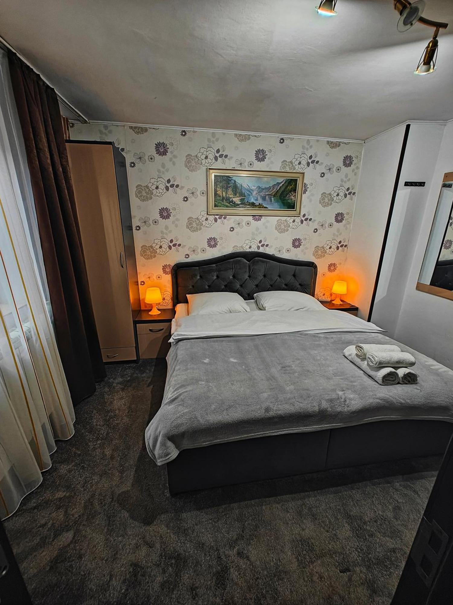 Casa Miclau Apartment Baile Herculane Exterior photo